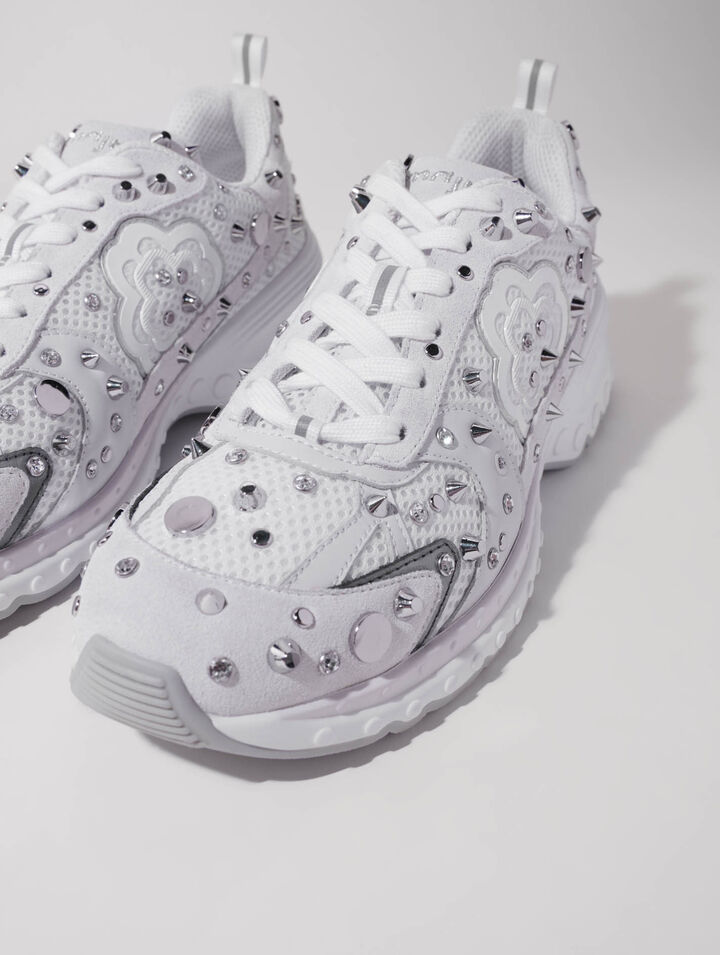 M Sneakers mit Nieten