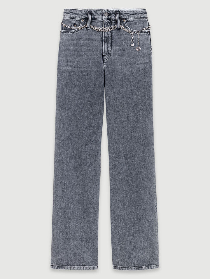 Weite Jeans mit Kettengürtel