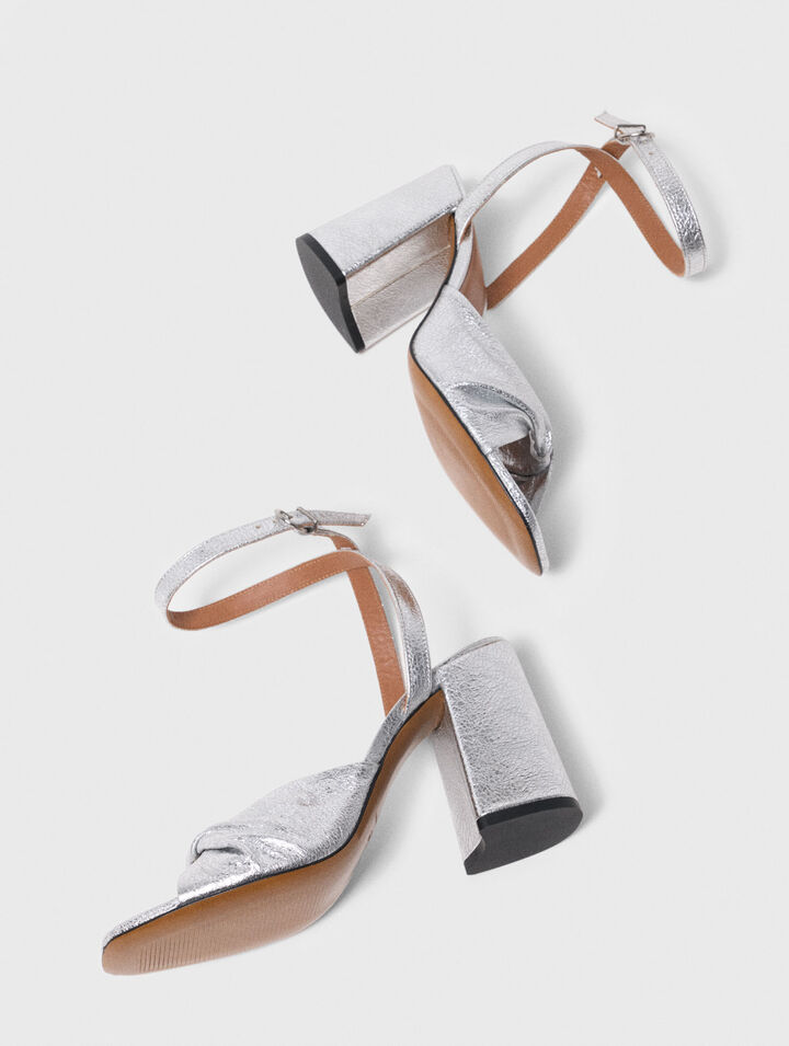 Absatzsandalen aus Metallicleder
