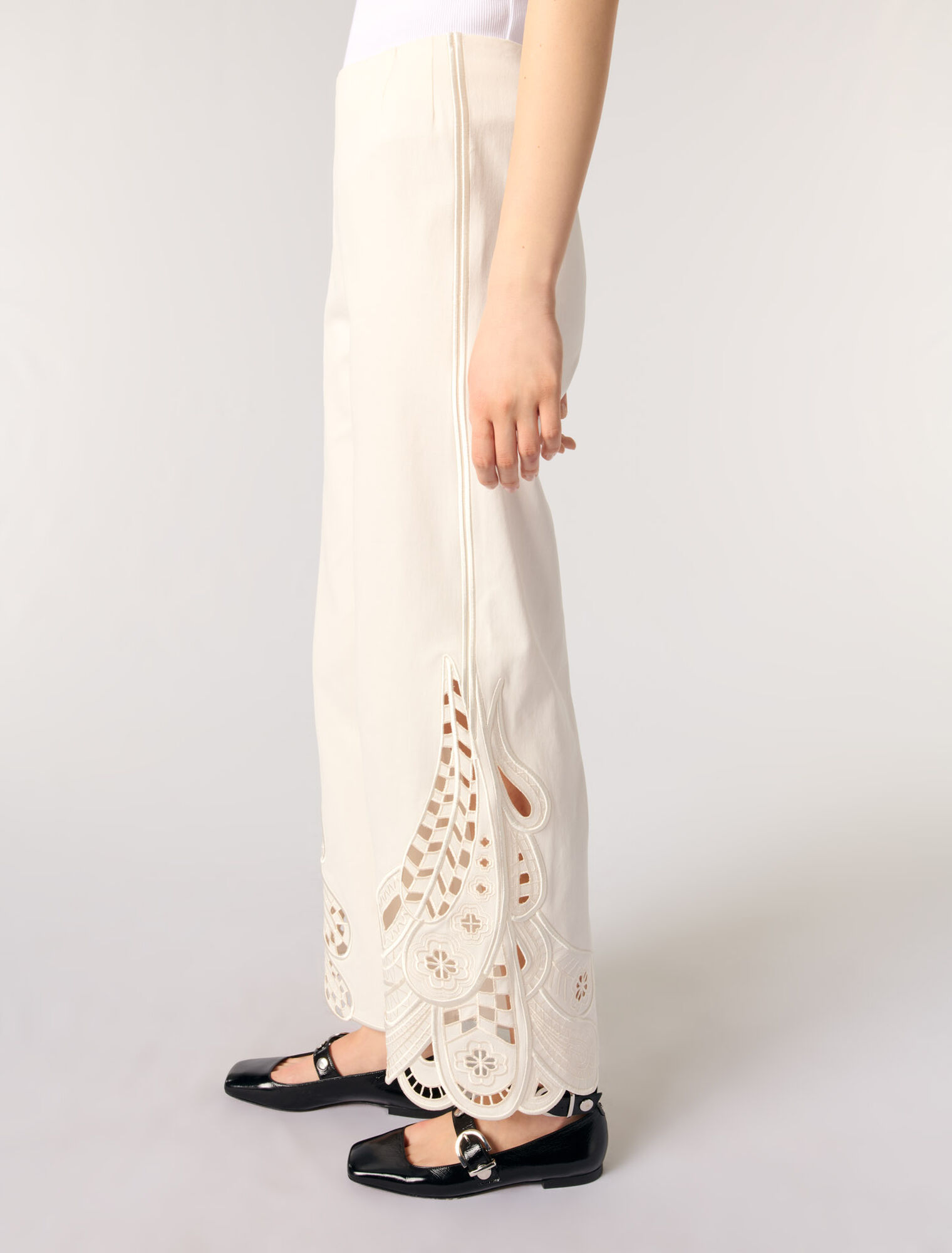 Bestickte Hose
