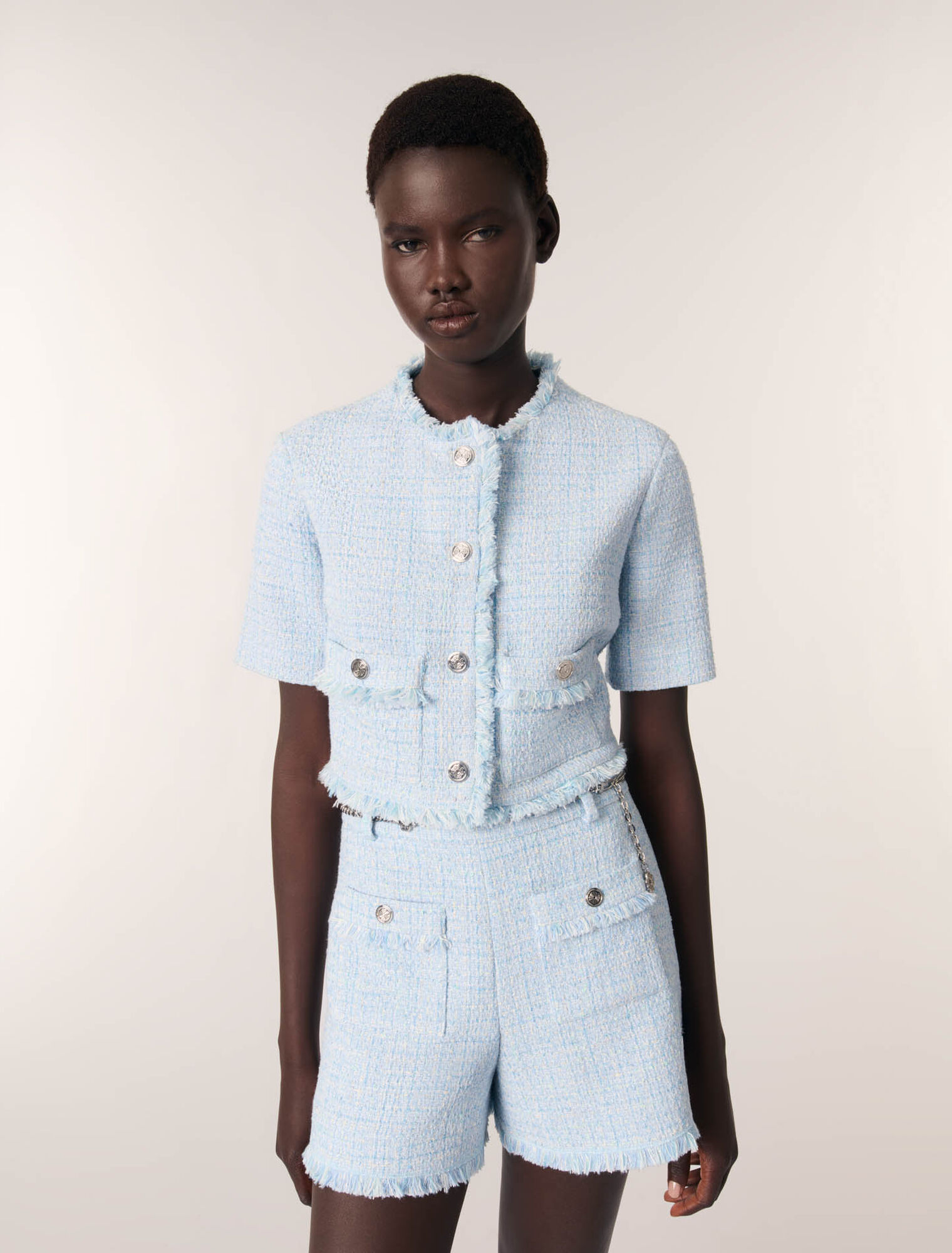 Shorts aus Tweed mit Gürtel