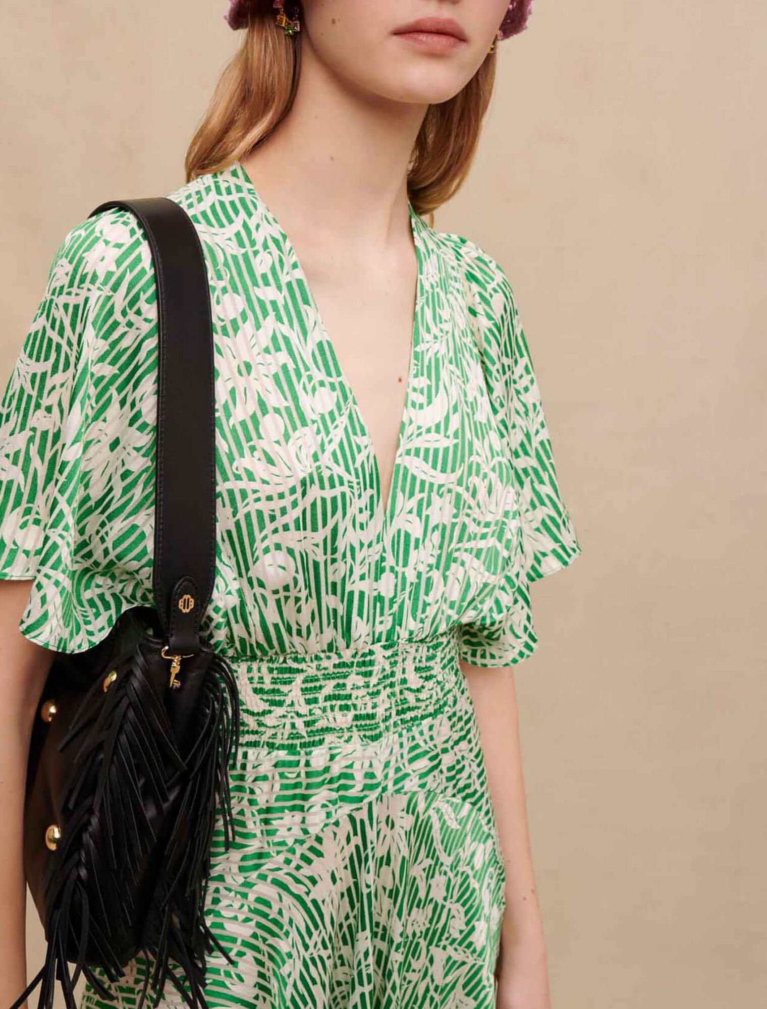 Asymmetrisches, langes Kleid