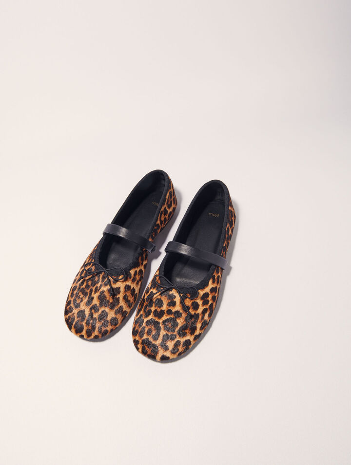 Lederballerinas mit Leopardenoptik