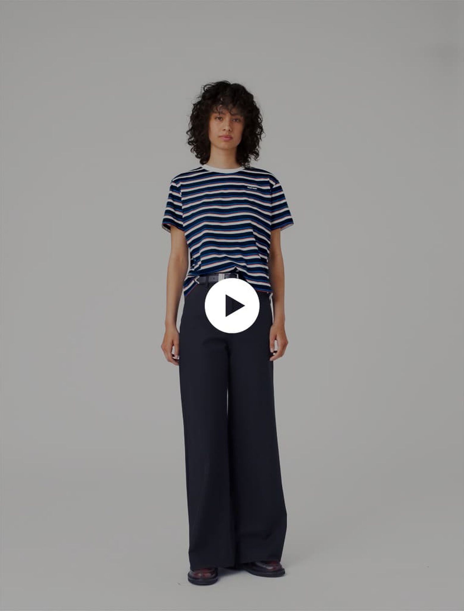Kostümhose mit Falte