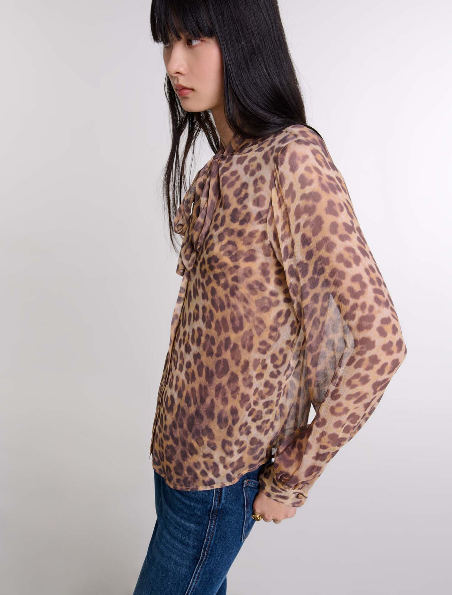 Bluse mit Print Lavallière-Kragen