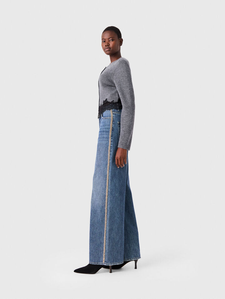 Weite Jeans mit Ketten