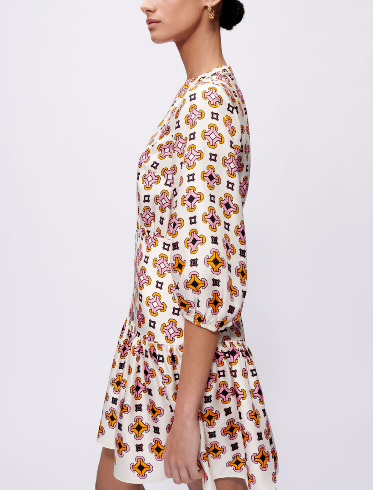 Kleid aus bedruckter Seide