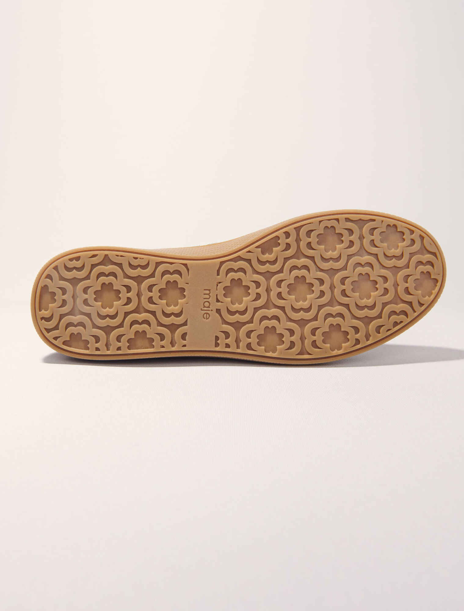 Lederturnschuhe mit Leopardenoptik