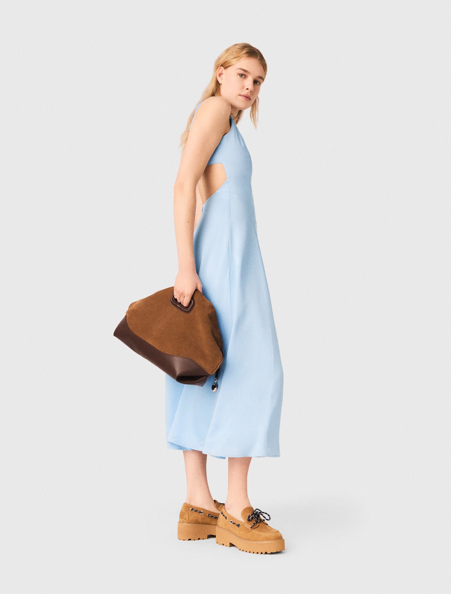 Langes Kleid mit R&uuml;ckenausschnitt