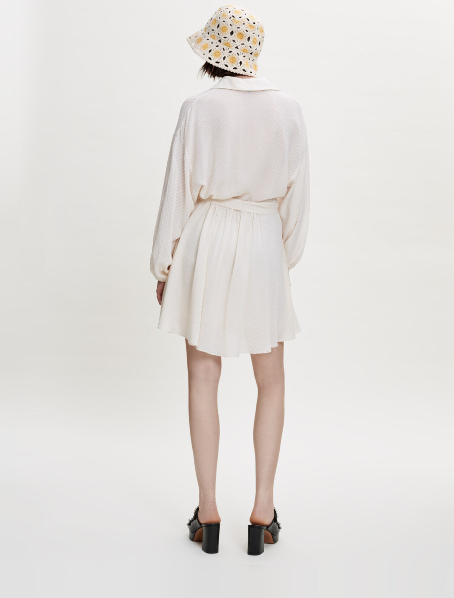 Lockeres, fließendes Hemdblusenkleid