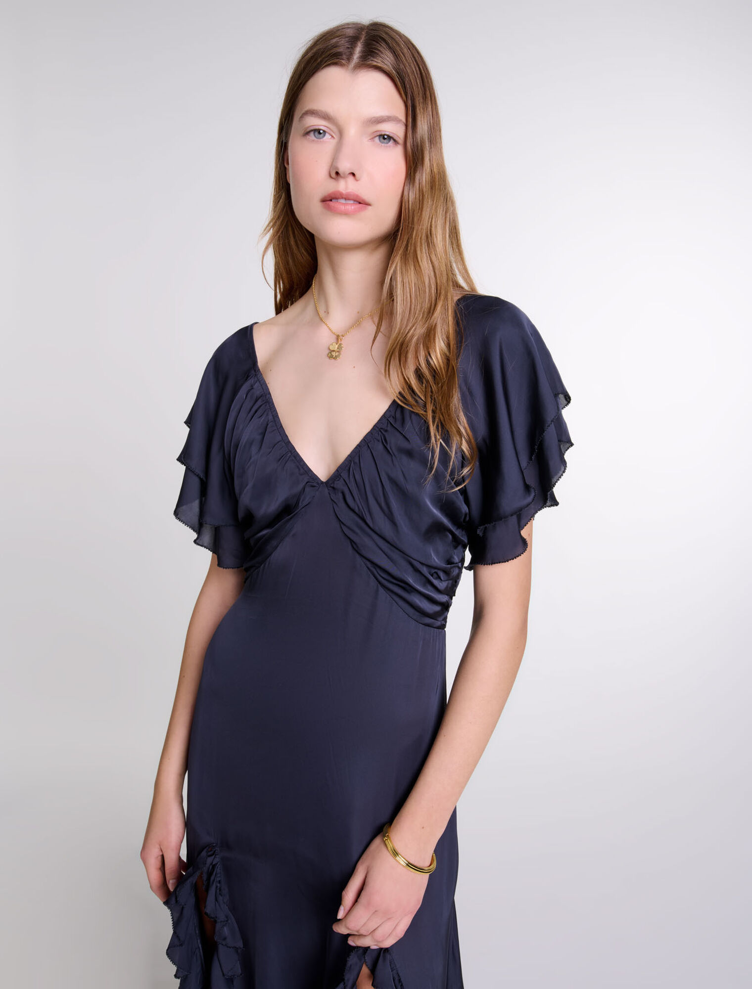 Langes Kleid mit freiem Rücken
