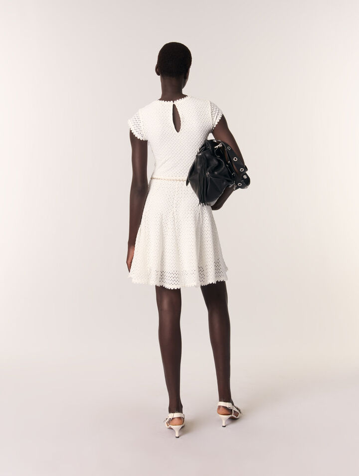 Kurzes gehäkeltes Kleid
