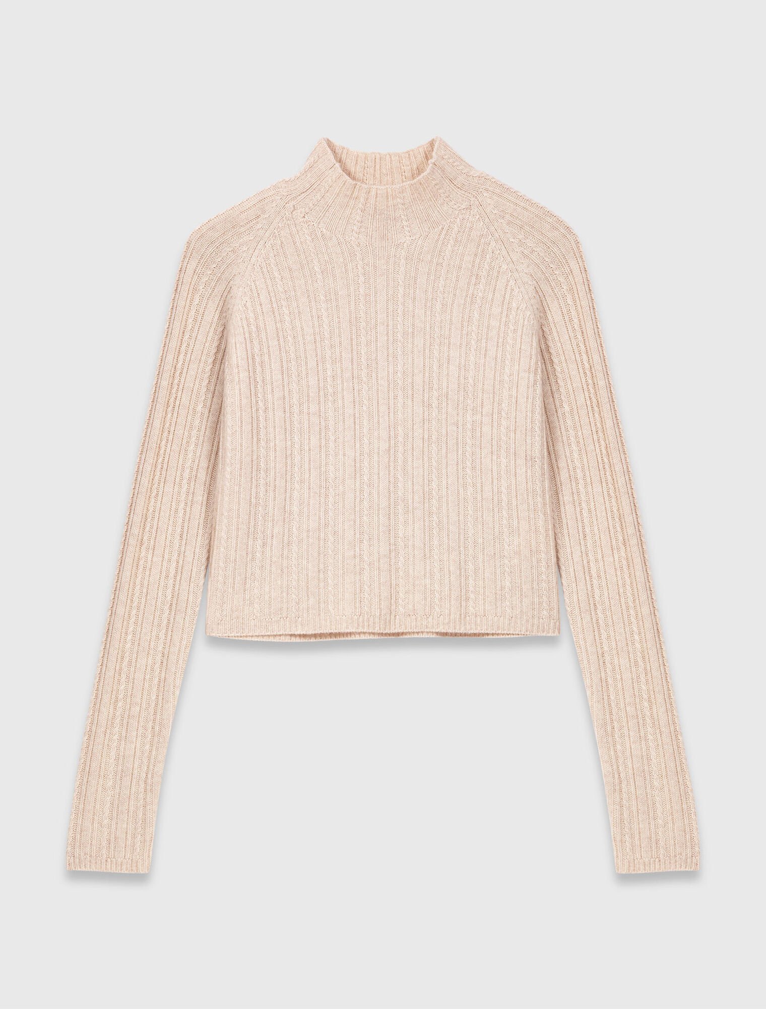 Kurzer Pullover aus Zopfstrick