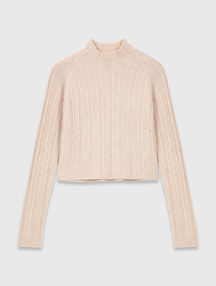 Kurzer Zopfstrickpullover