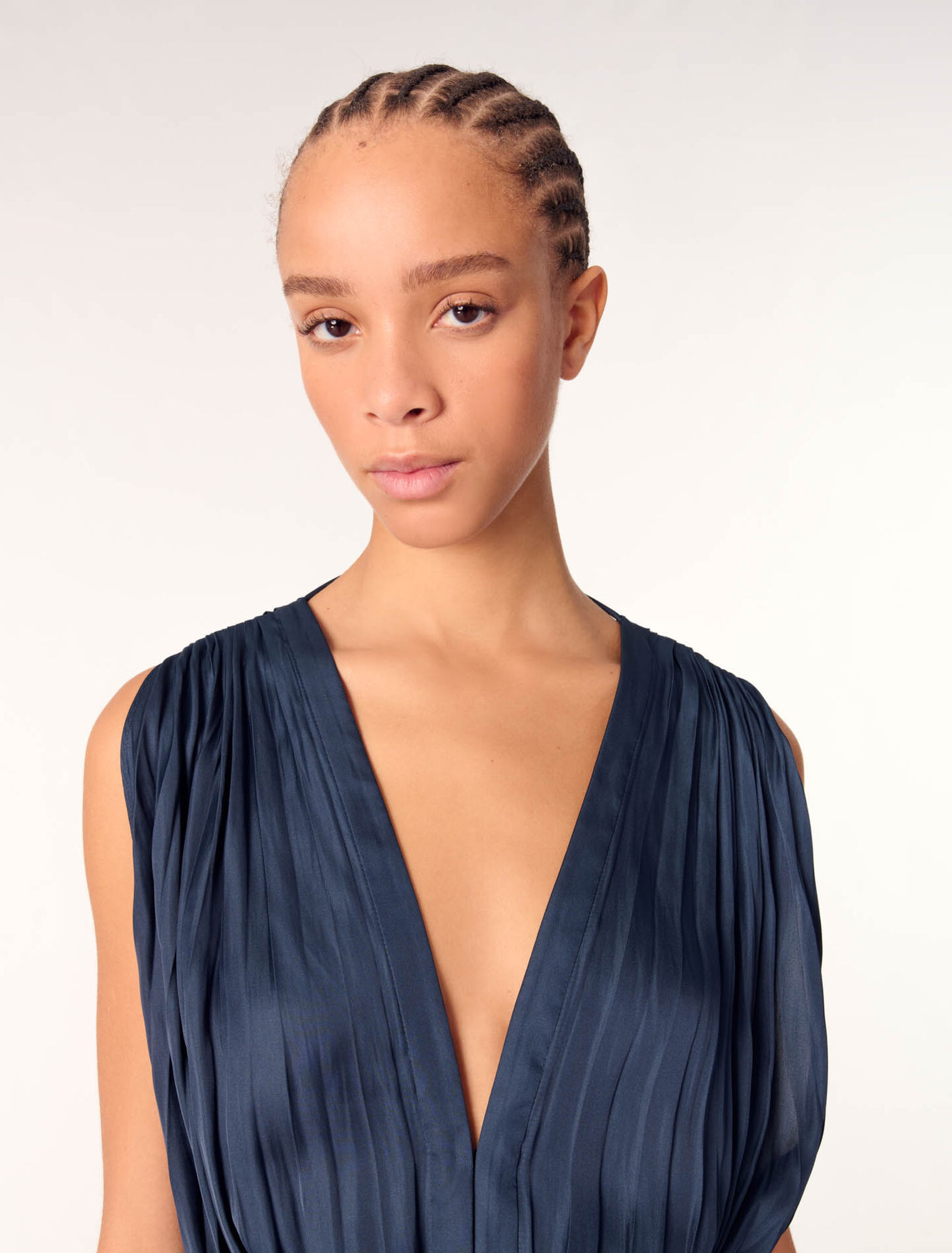 Langes plissiertes Kleid