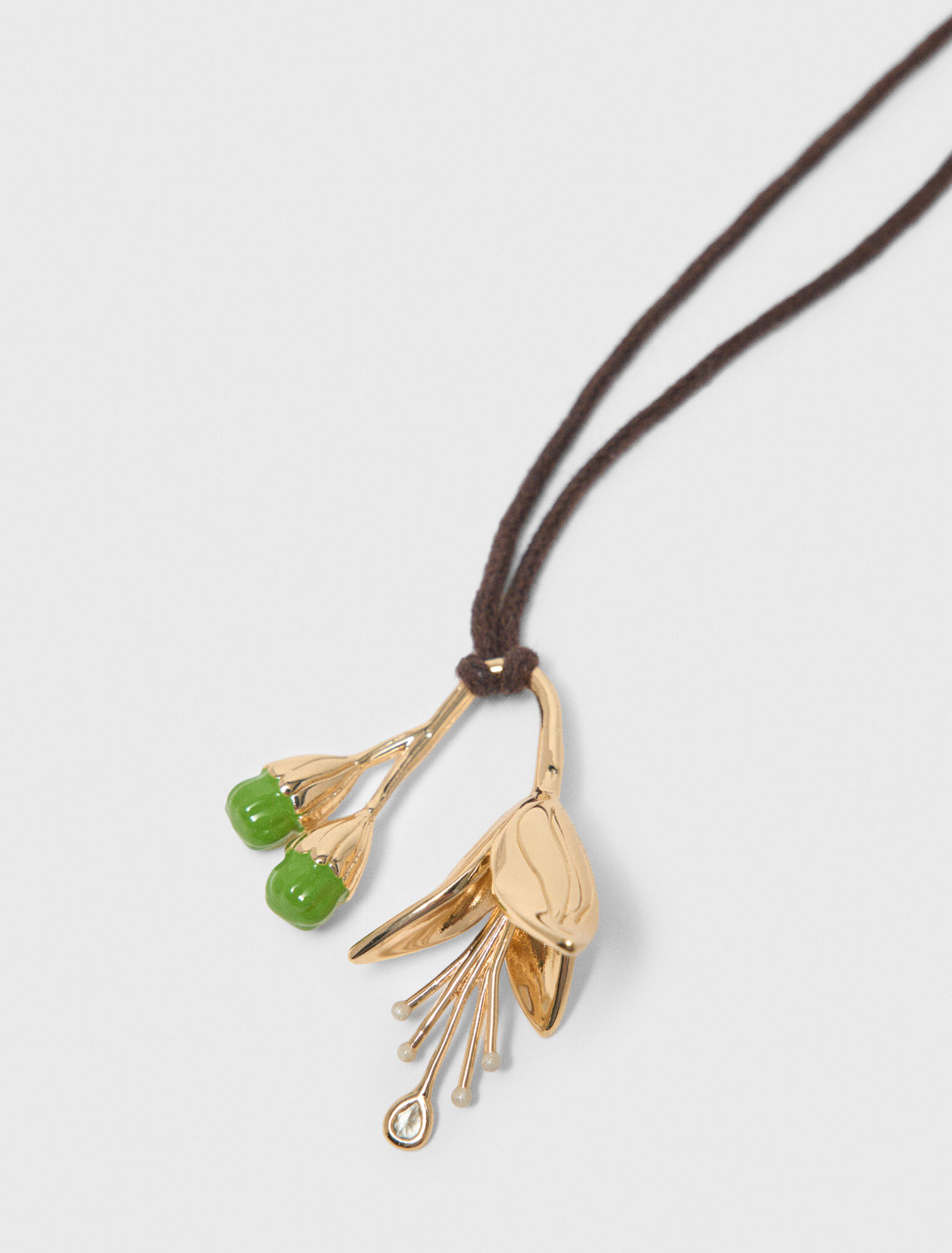 Halskette mit Kordel