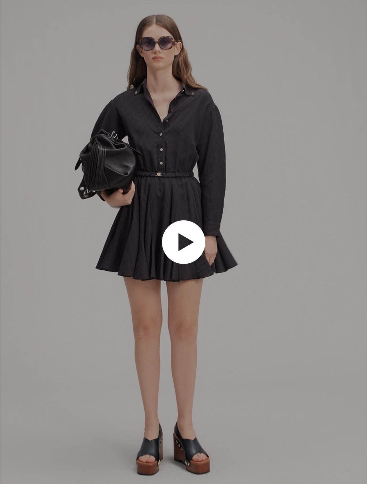 Kurzes Crêpe-Kleid
