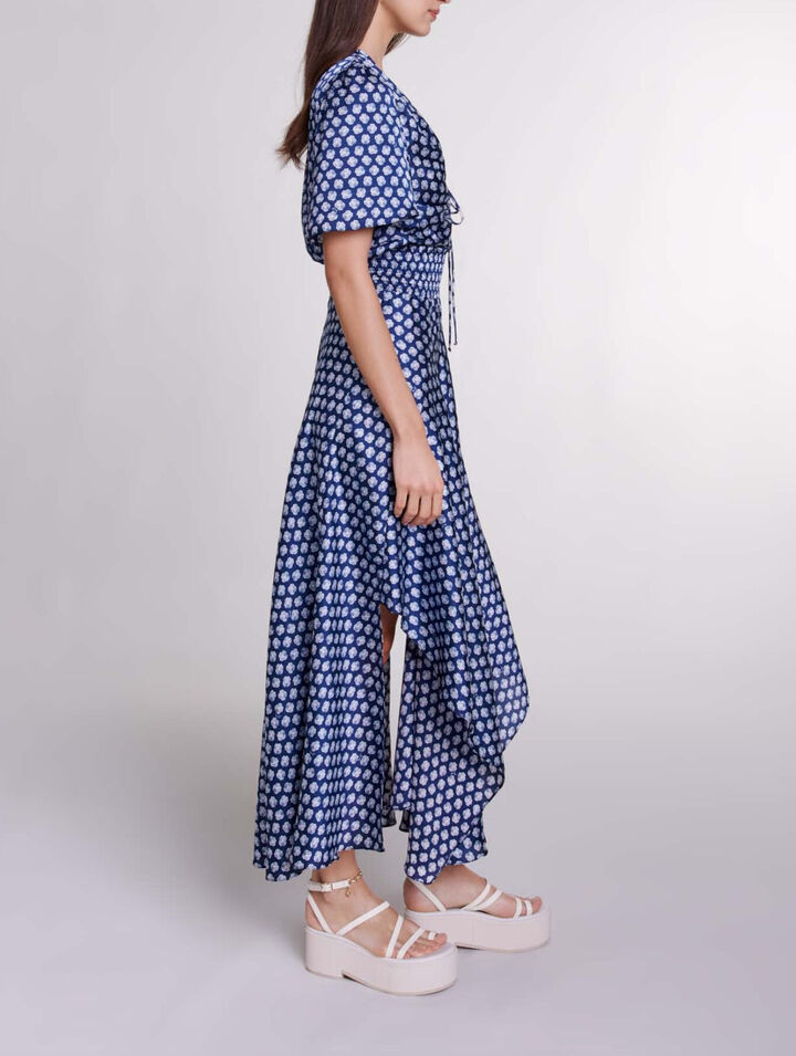 Langes bedrucktes Kleid