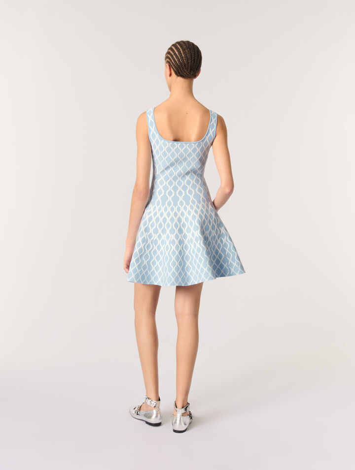 Kurzes Kleid aus Jacquard-Strick