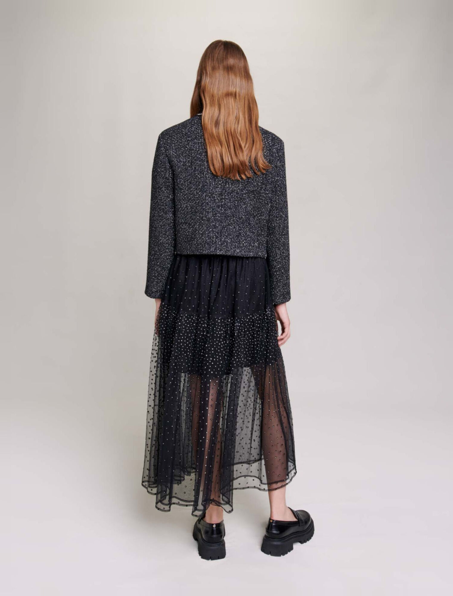 Kurze Jacke mit Perlen