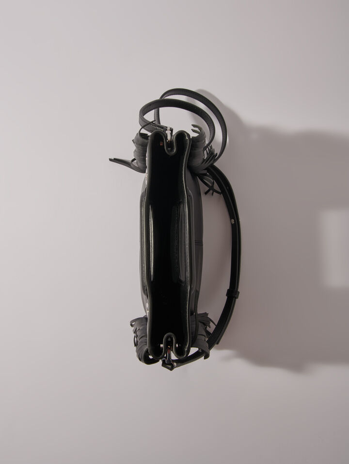 Tasche M aus Leder mit Ösen