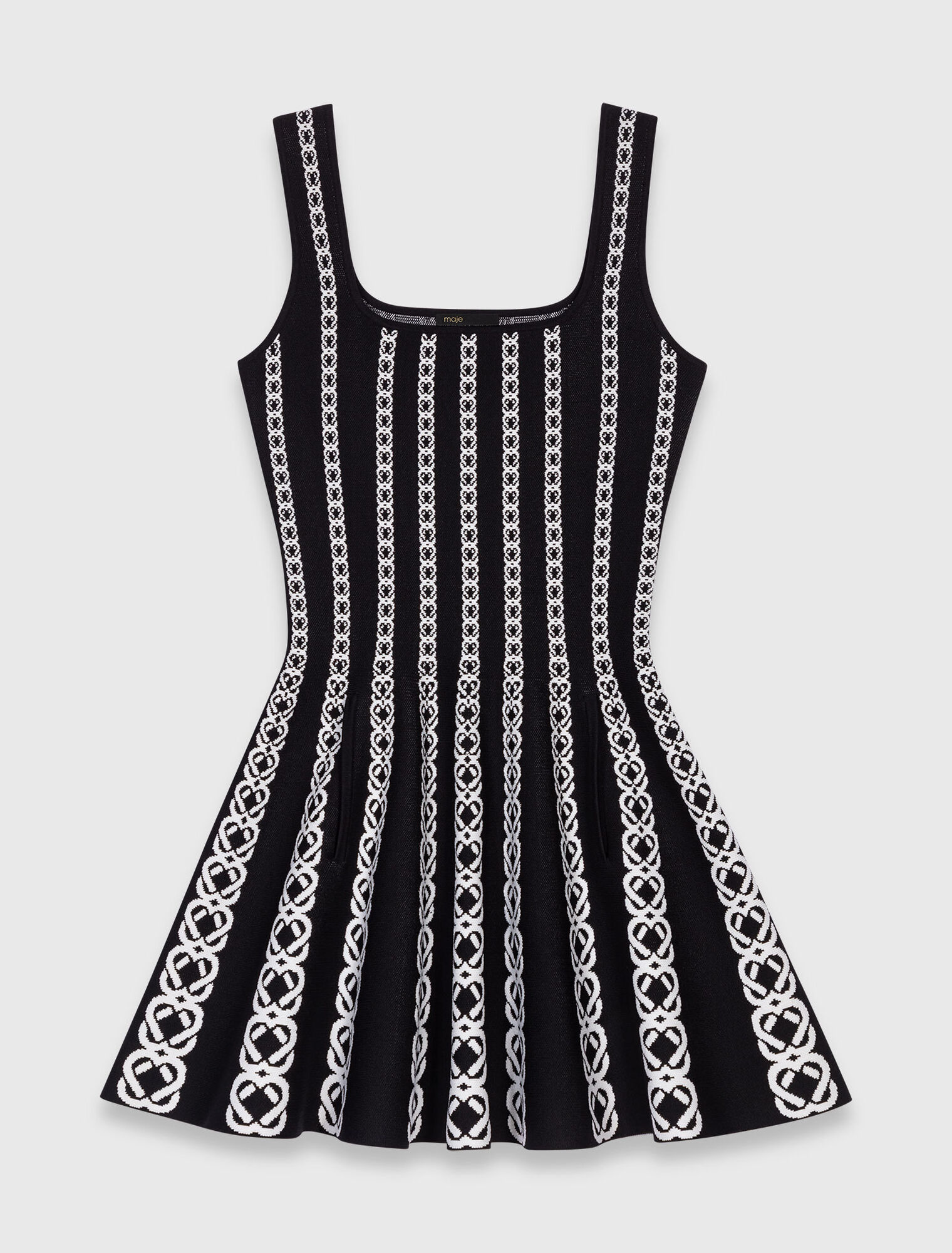 Kurzes Kleid aus Jacquard-Strick