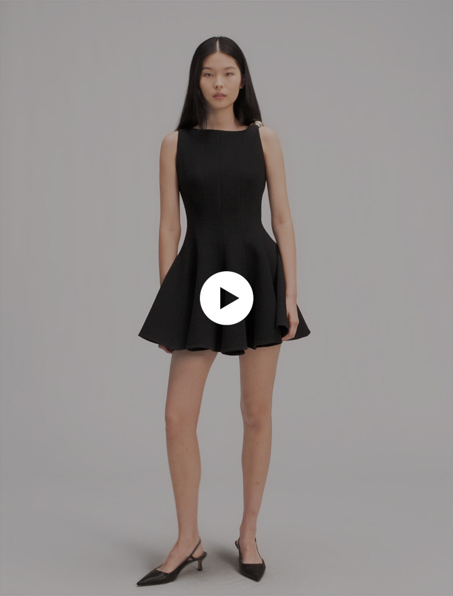 Kurzes ausgestelltes Tweedkleid