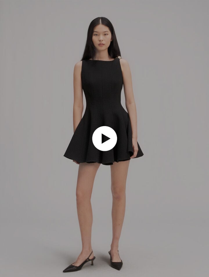 Kurzes ausgestelltes Tweedkleid