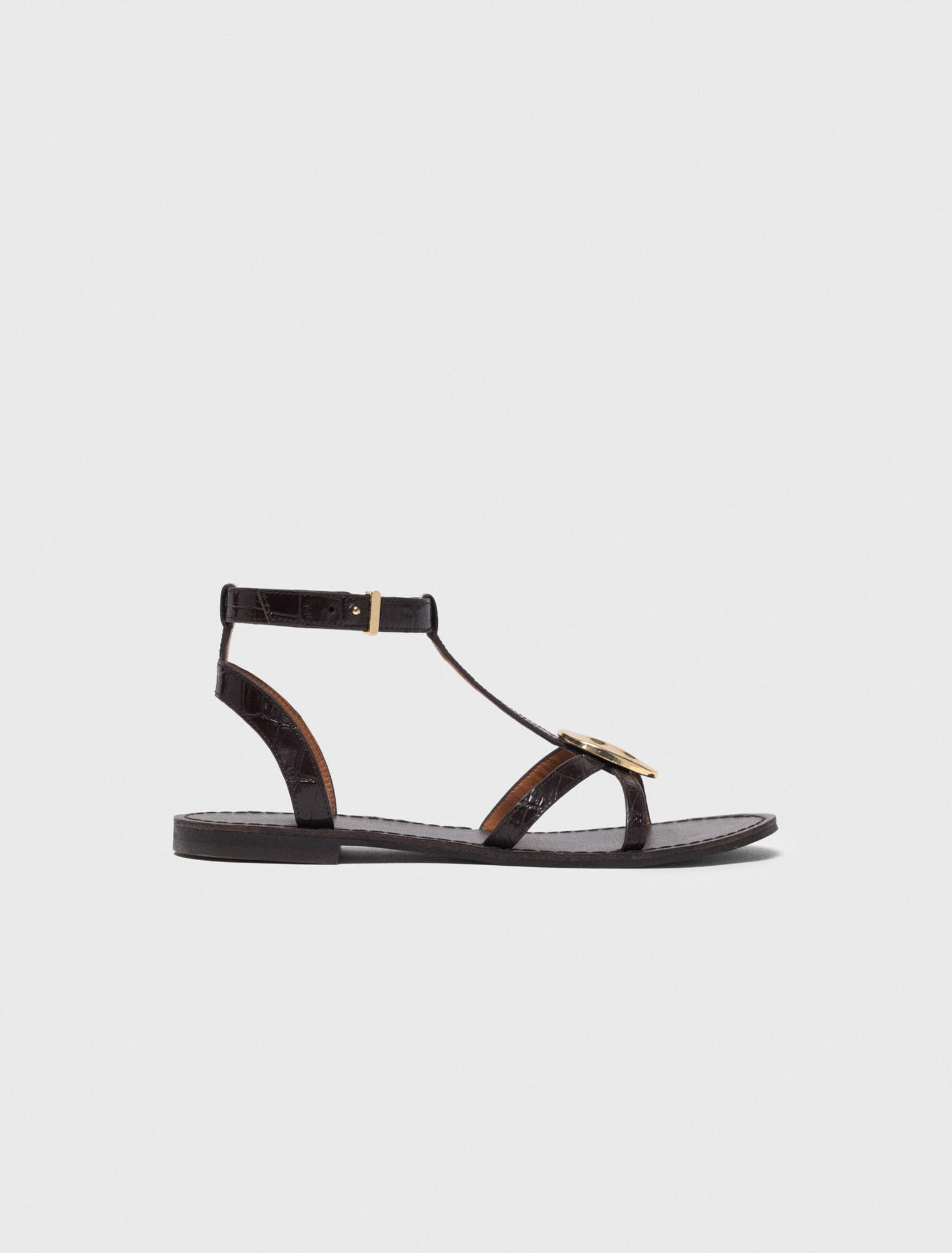 Flache Ledersandalen mit Riemen