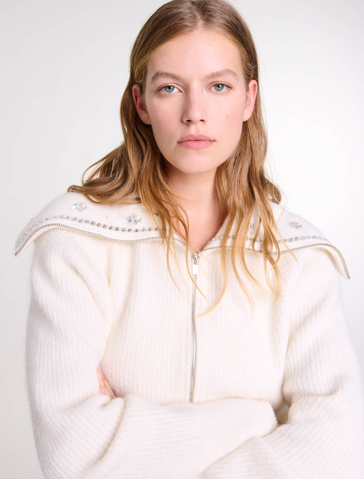 Cardigan mit Schmuckkragen