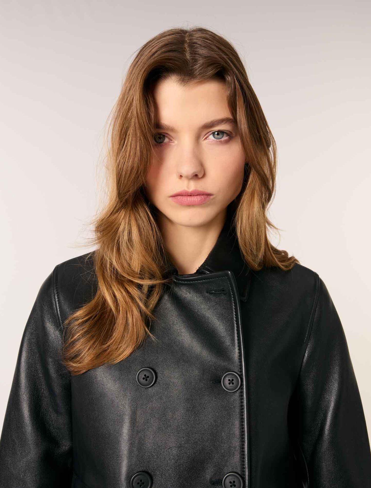 Kurze Lederjacke