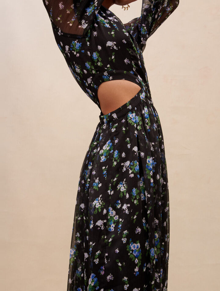 Langes, durchbrochenes Kleid