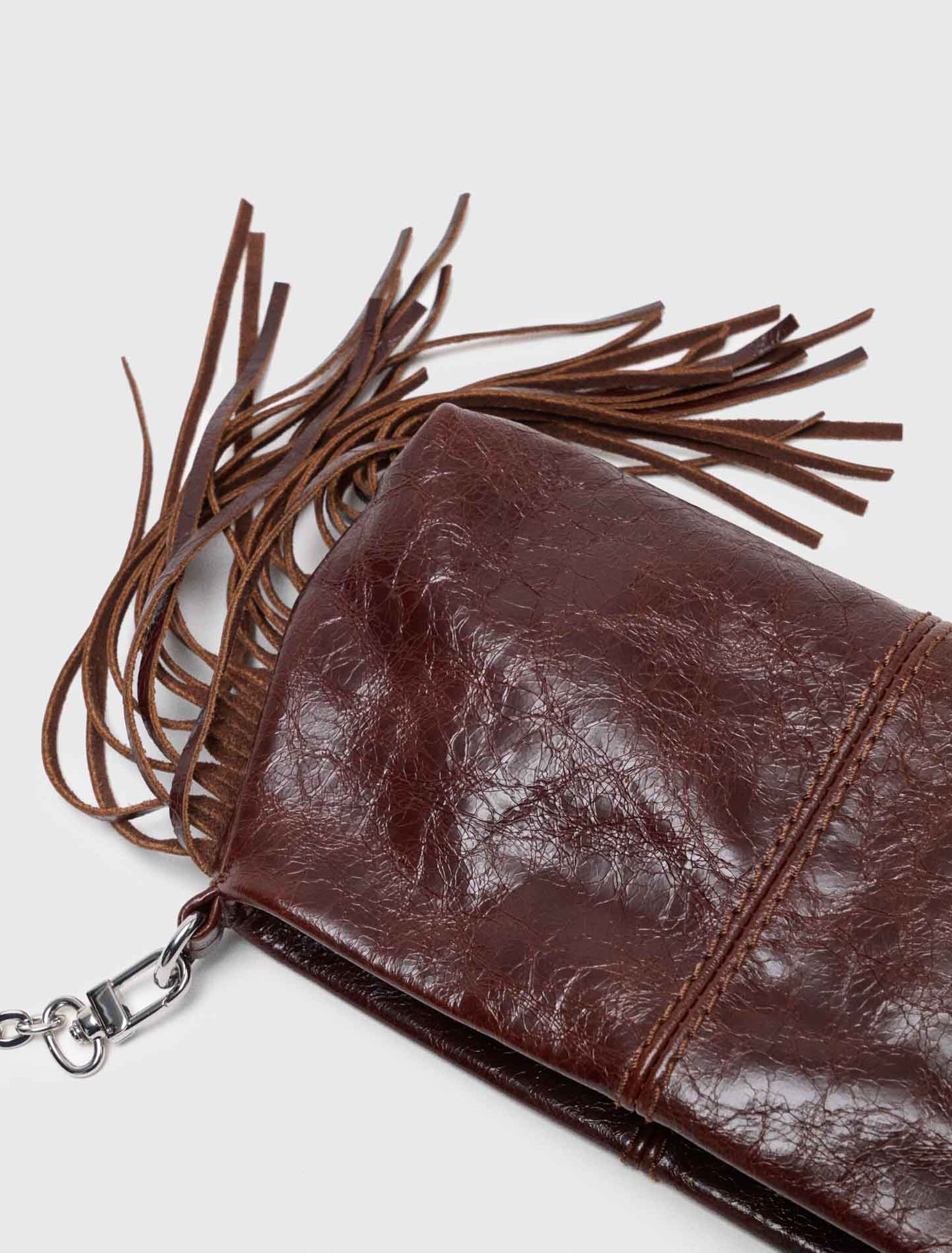 Miss M Pouch aus Lackleder