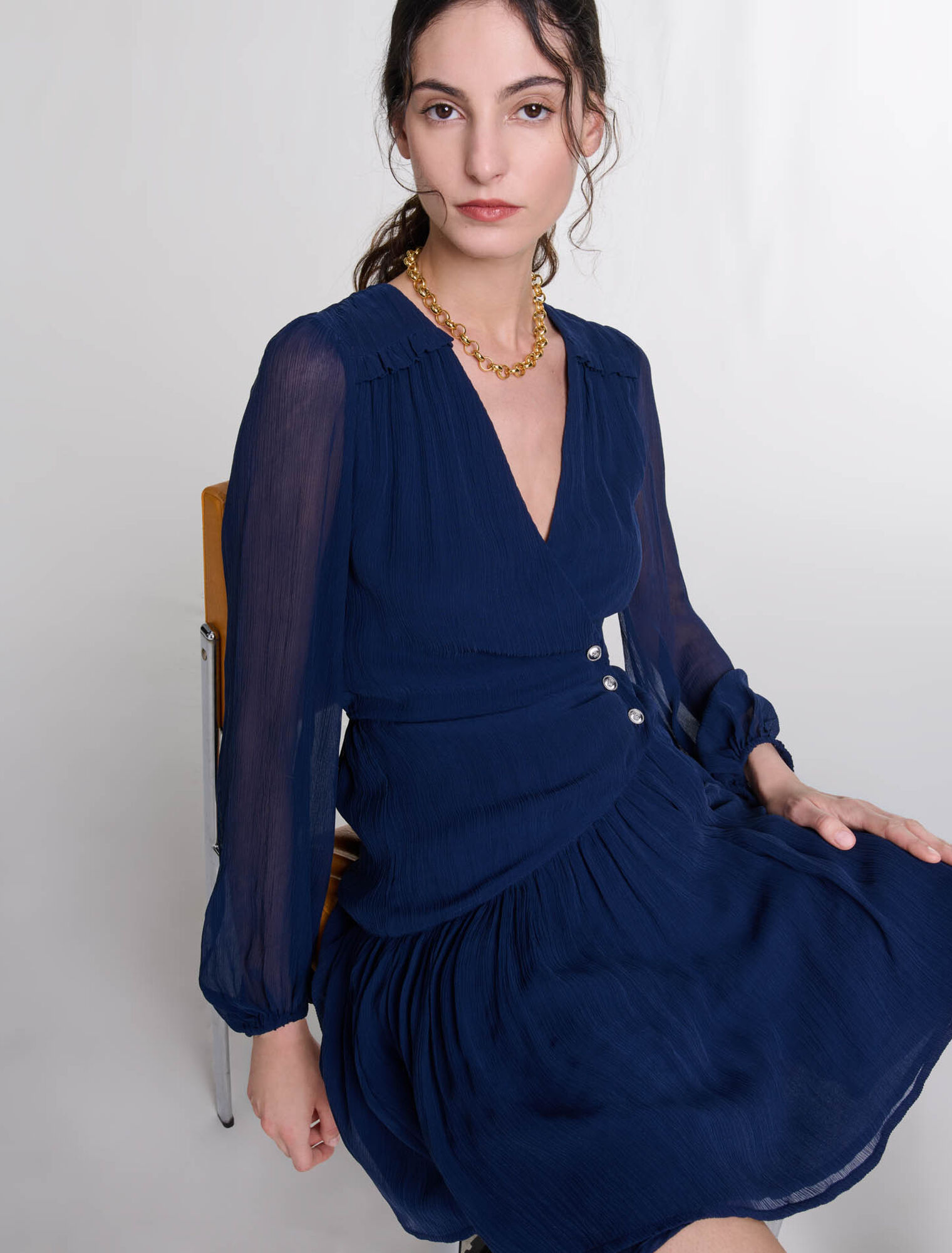 Kurzes Kleid mit Volants