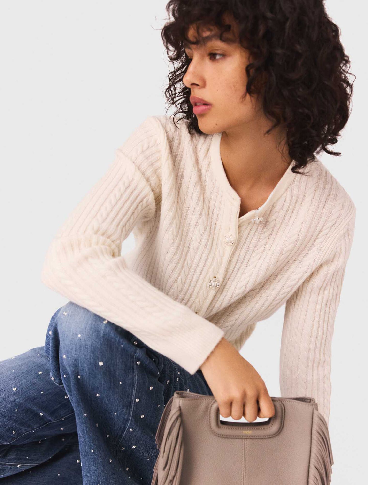 Strickjacke mit abnehmbarem Kragen