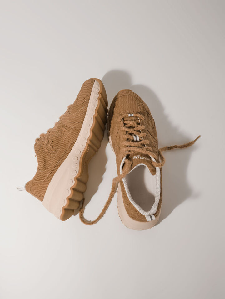 M Sneakers aus Cord