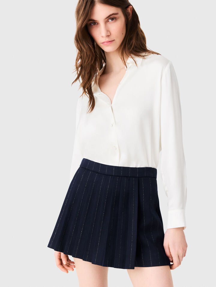 Wei&szlig;e Hemdbluse aus Seide
