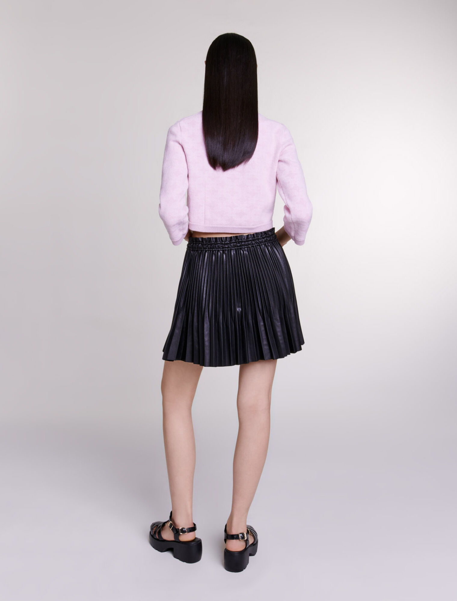 Kurze Strickjacke in Jacquard-Optik