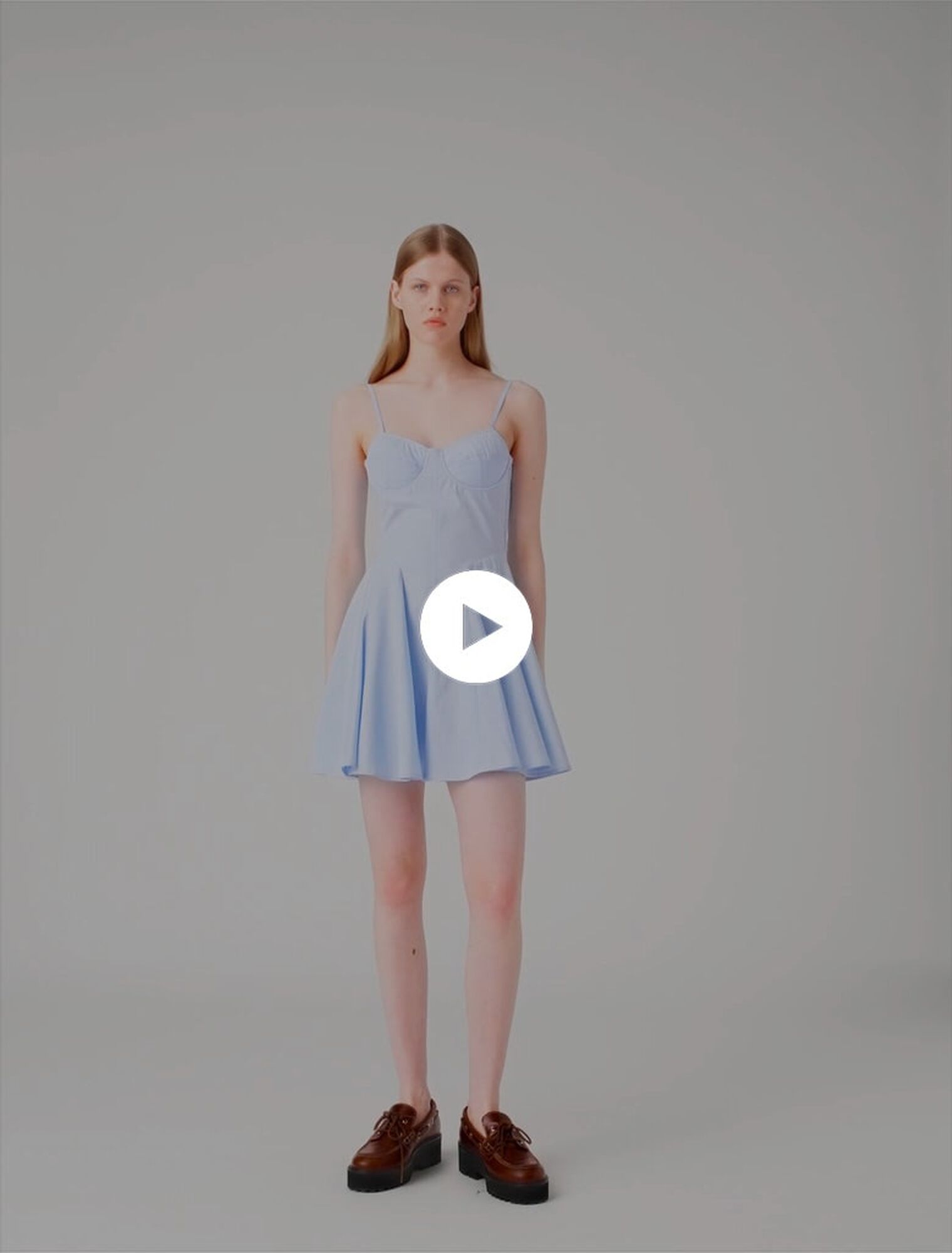 Kurzes Babydoll-Kleid aus Baumwolle
