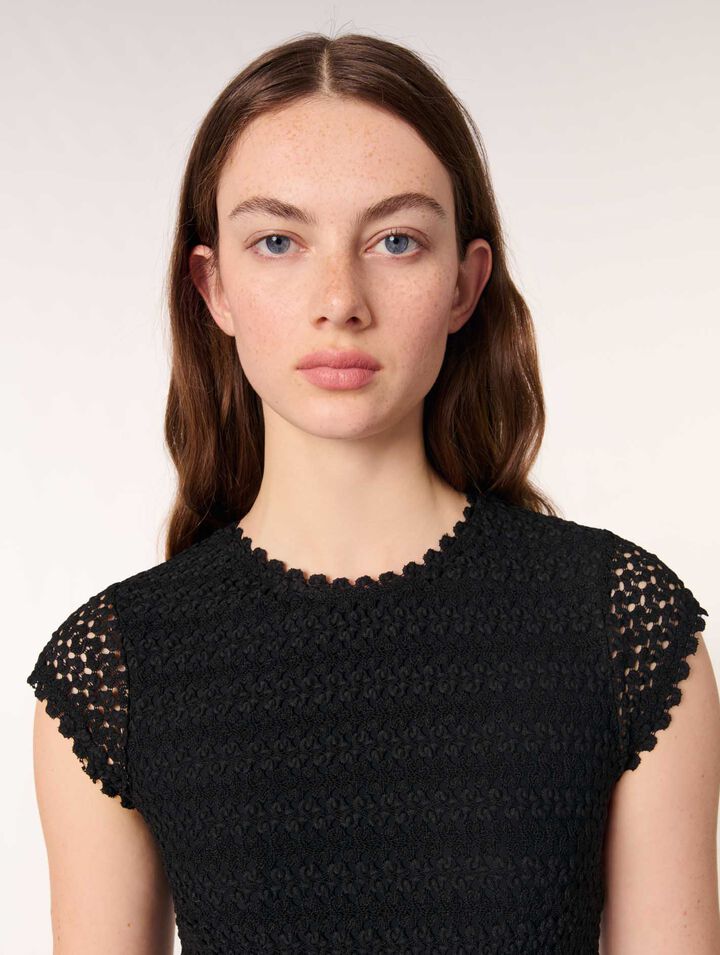 Langes Häkelkleid