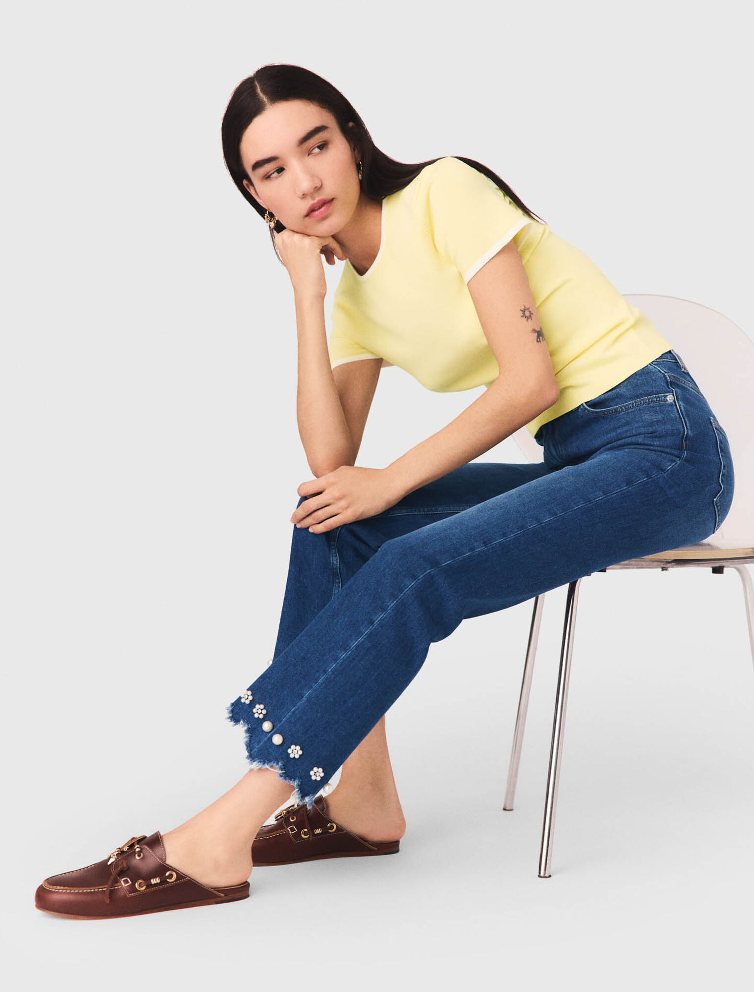 Bootcut-Jeans mit Perlen