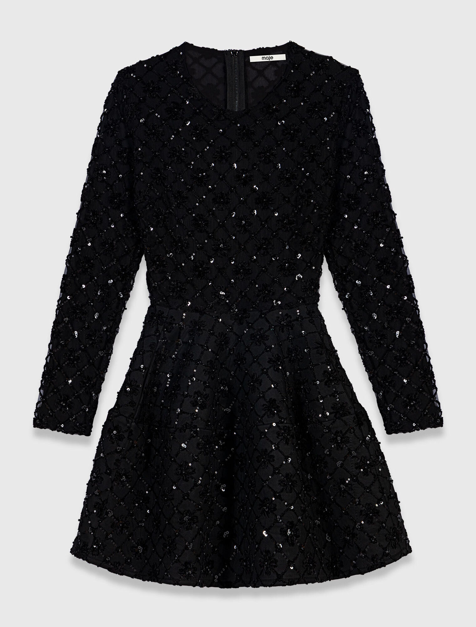 Kurzes Samtkleid mit Strass