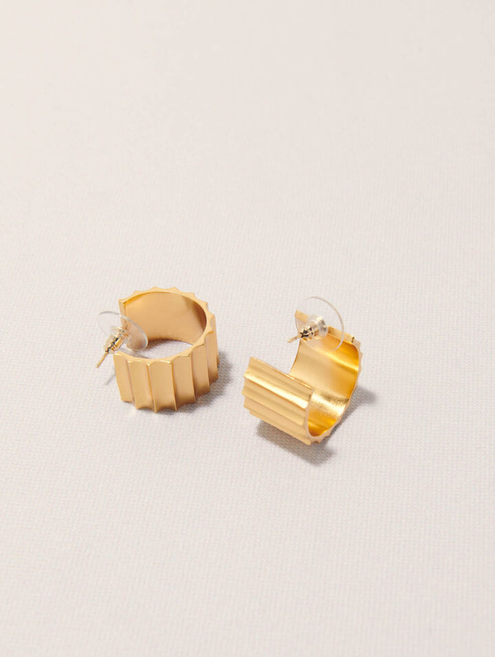 Mini-Creolen aus goldenem Metall