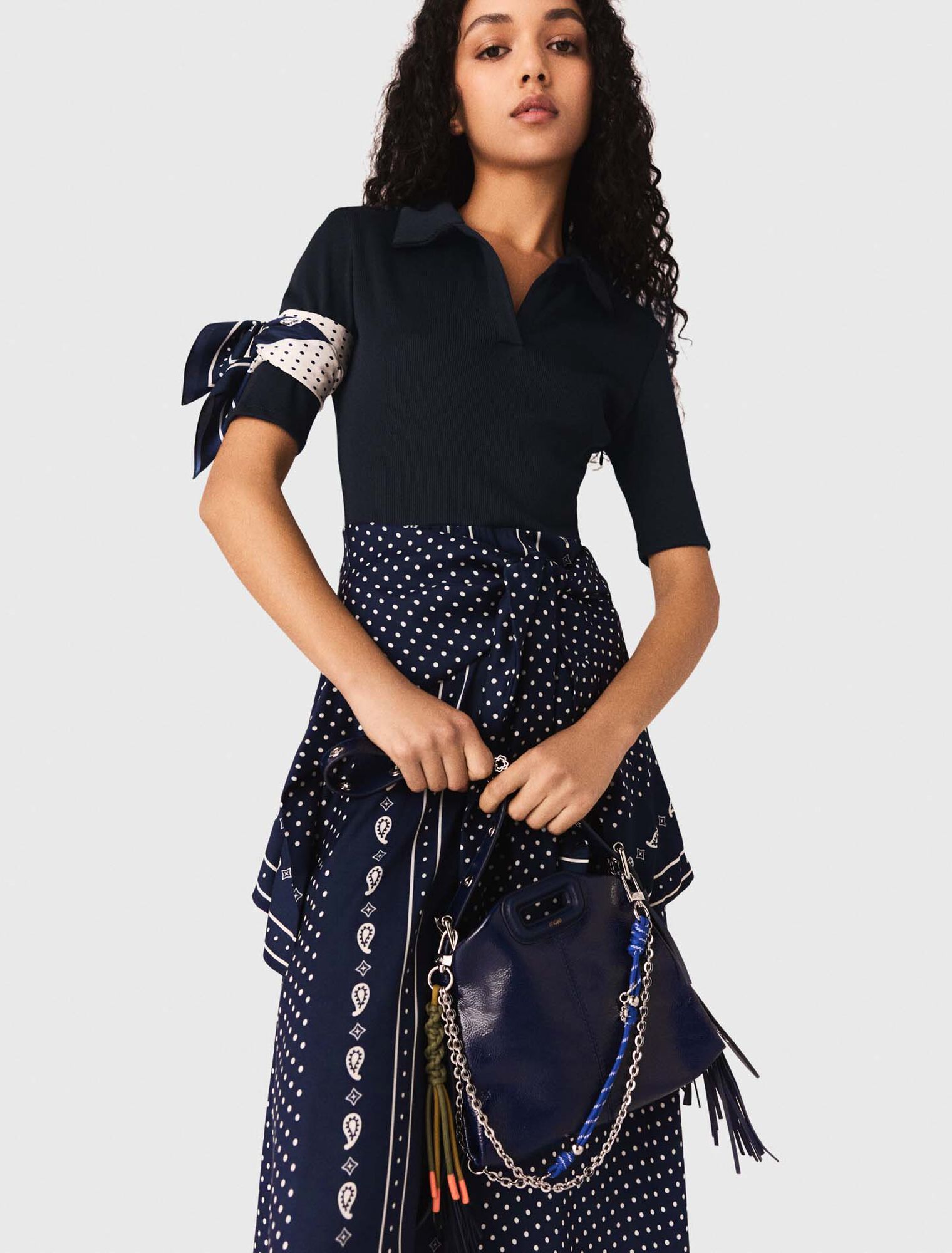 Kleid im Materialmix mit Print