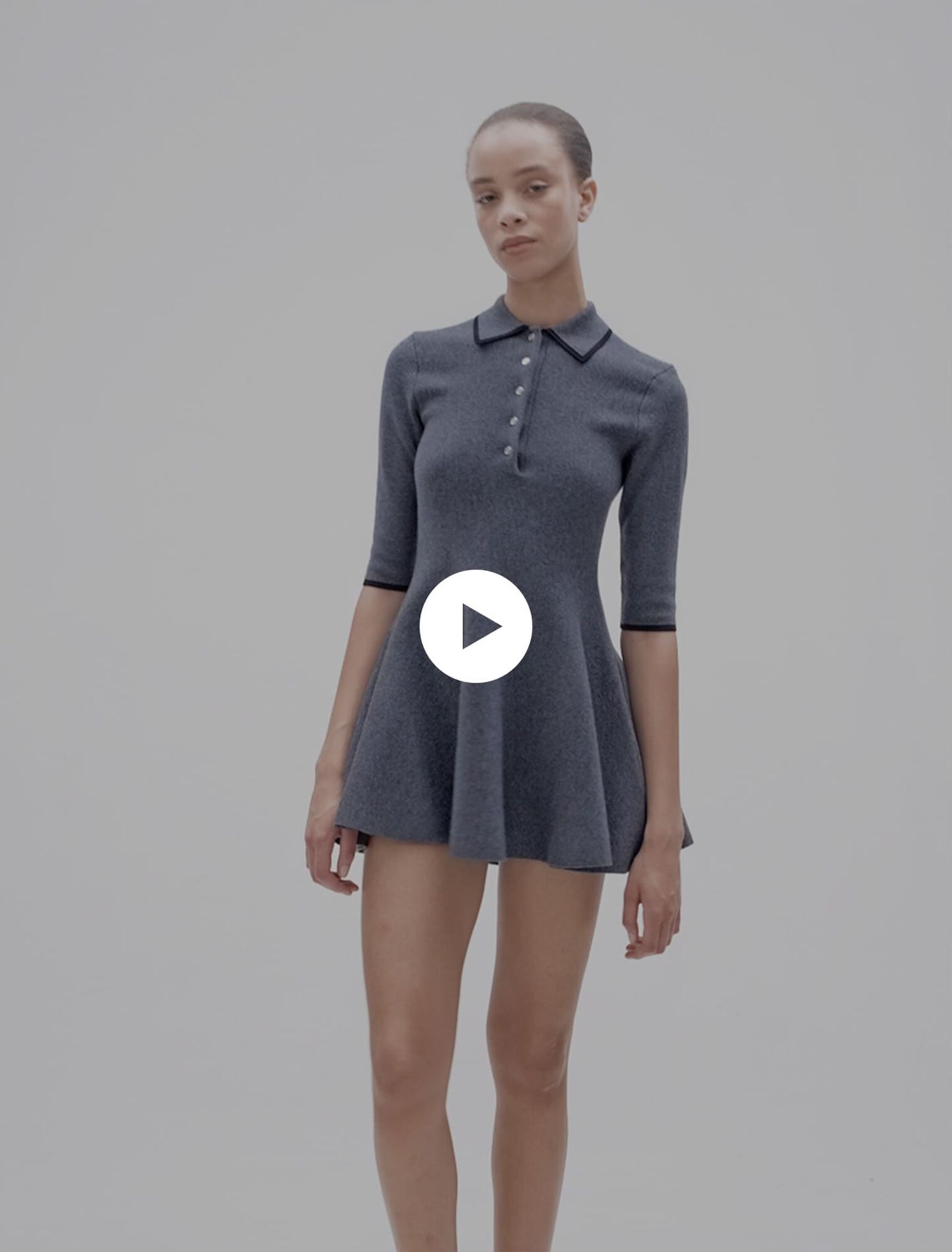 Kurzes Strickkleid