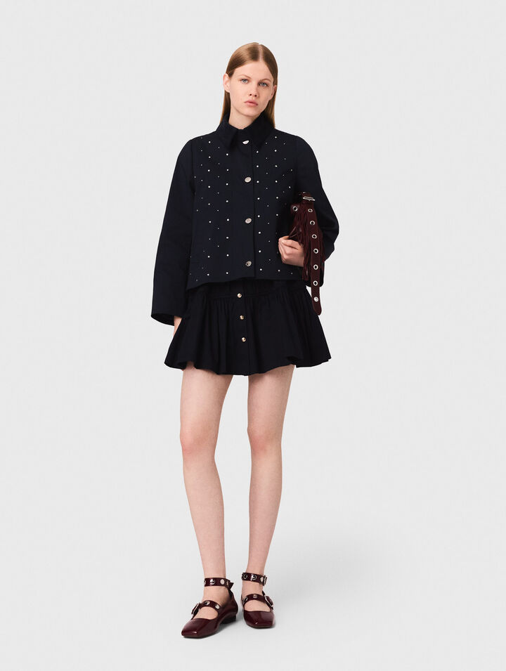 Kurze Jacke mit Samtkragen, Nieten