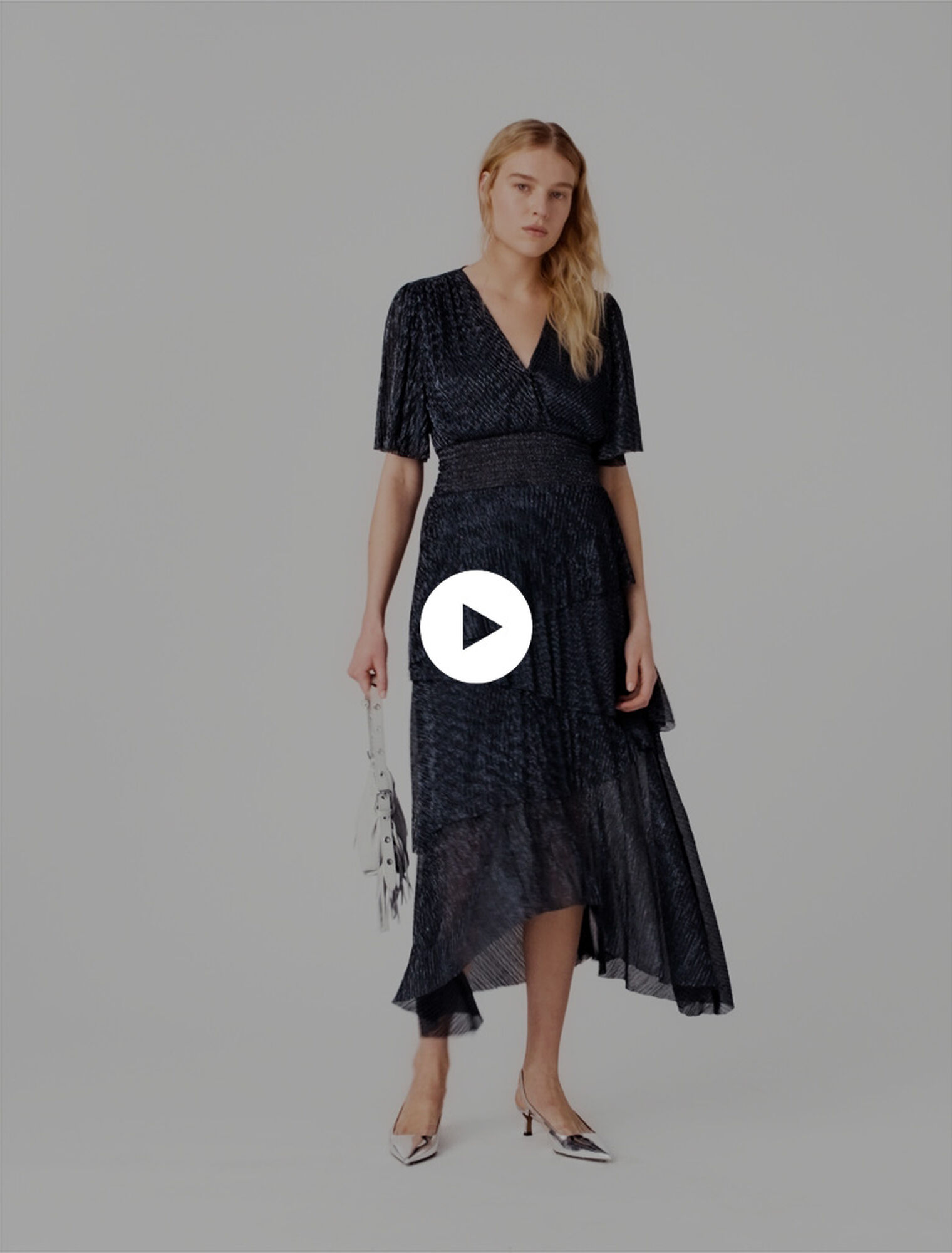 Metallisches Midikleid mit Volants