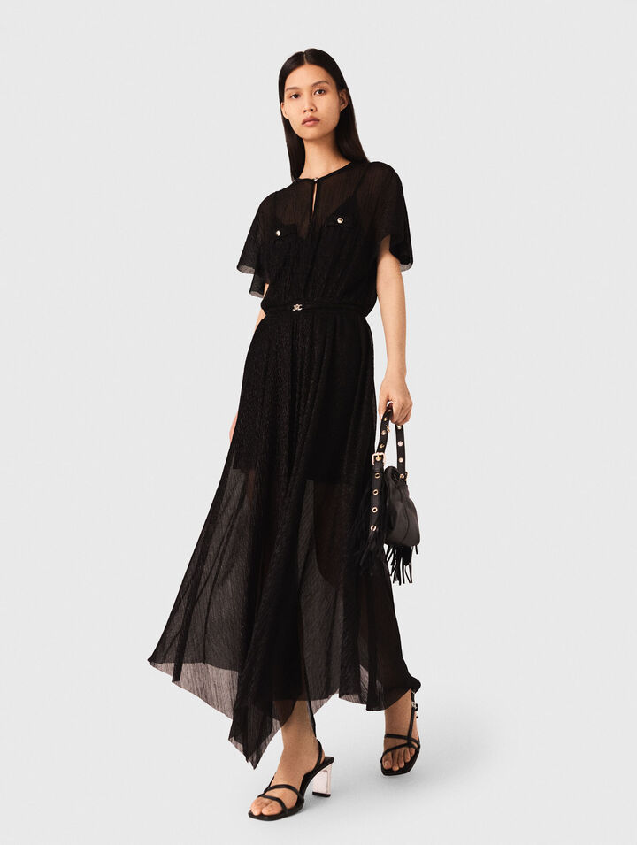Langes metallisches Kleid