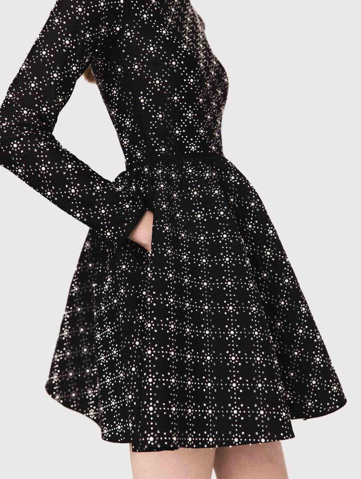 Skaterkleid mit Perlen und Strass