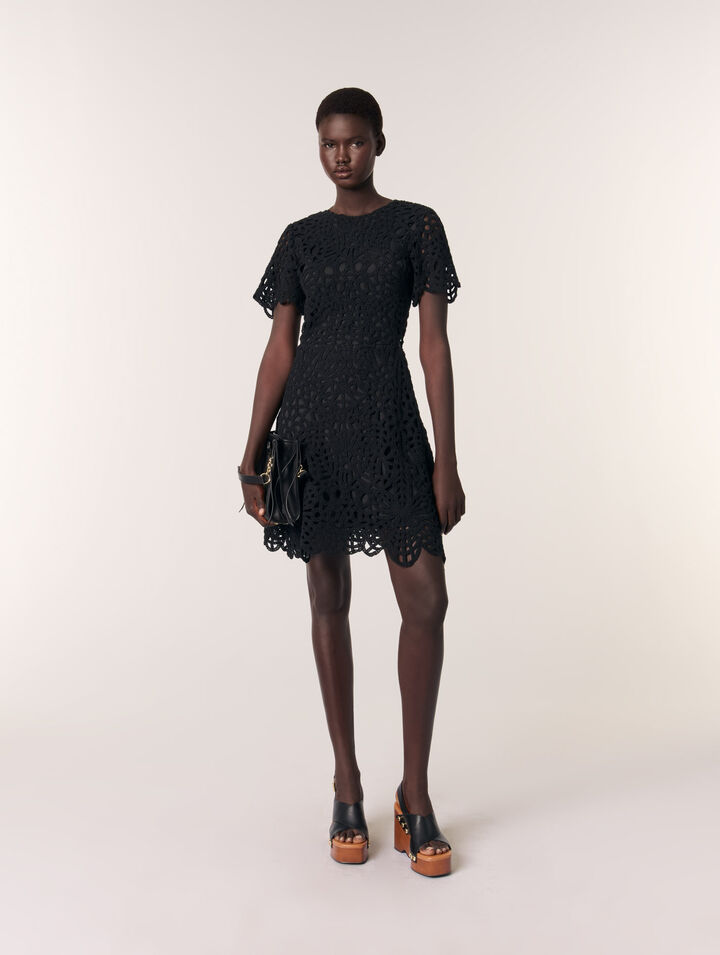 Kurzes gehäkeltes Kleid